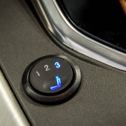 Карбонова подгряваща система за отопление на автомобилна седалка CSH-2